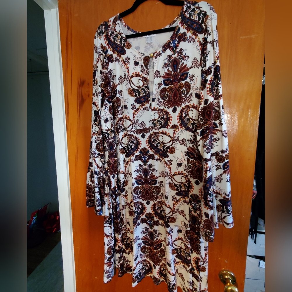 Bohemian bell sleeve dress